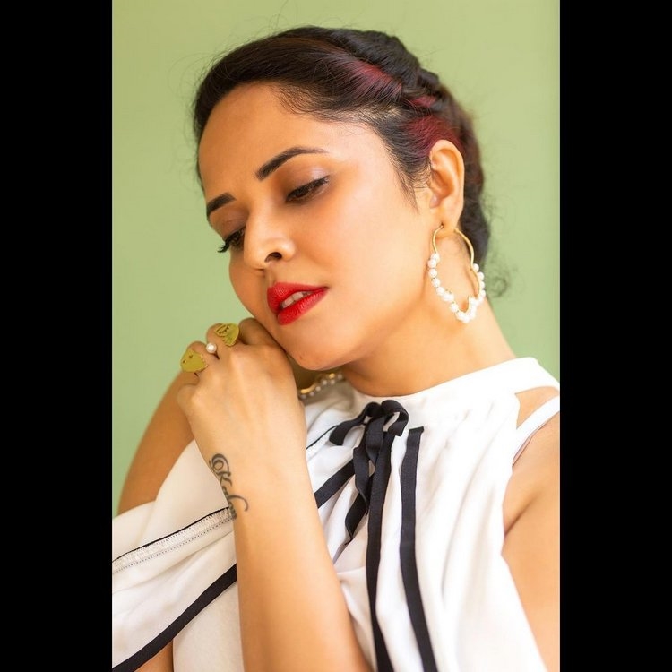 Anasuya latest Photos Gallery