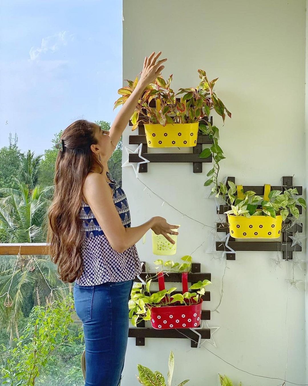 Andrea Jeremiah New Images In Her House