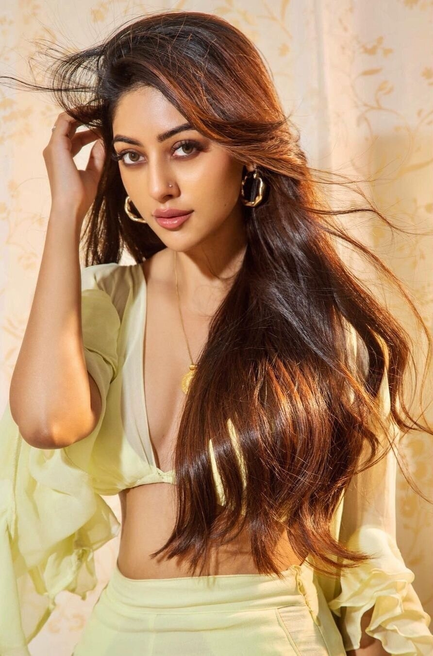 Anu Emmanuel Amazing New Photos