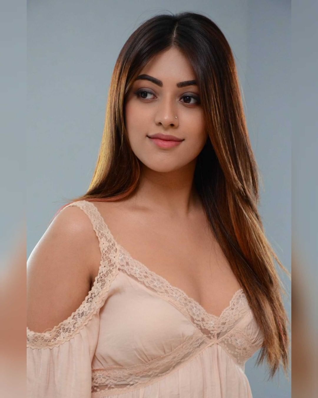 Anu Emmanuel New Glamoures Photos