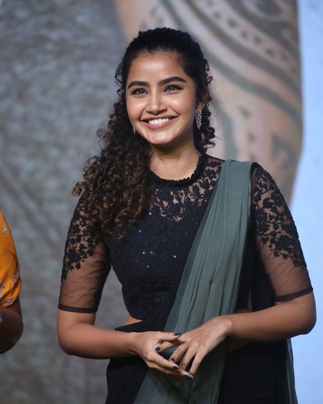 Anupama Parameswaran New Images In Black Dress