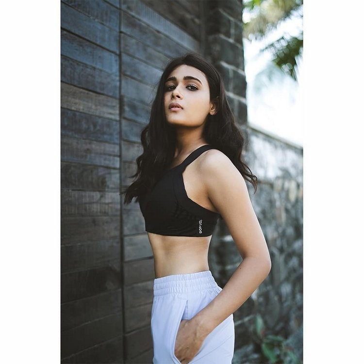 ArjunReddy Actress Shalini Pandey Hot latest Images