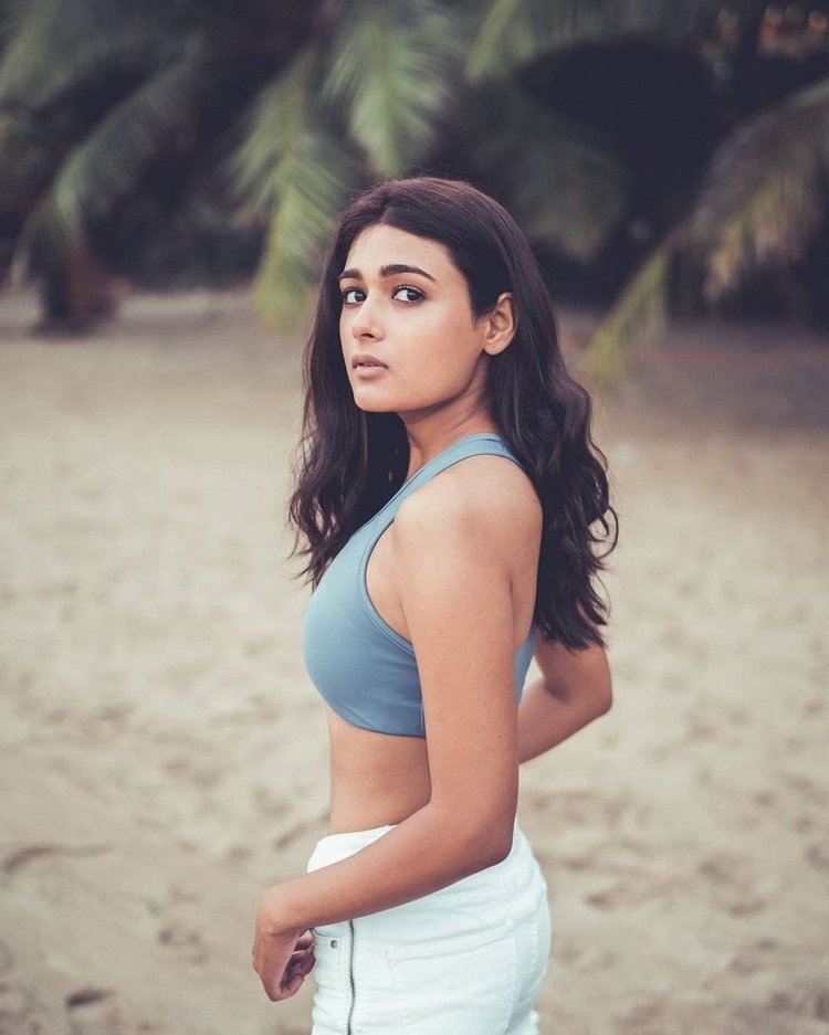 ArjunReddy Actress Shalini Pandey Hot latest Images