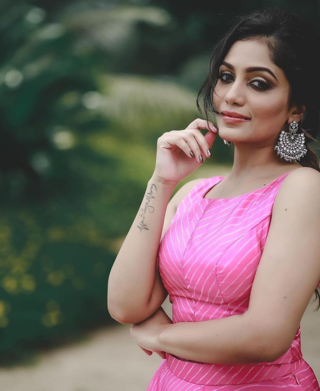 Arya latest Photo shoot in pink frock