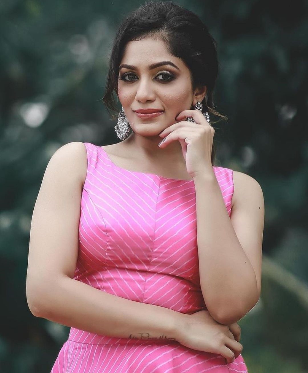 Arya latest Photo shoot in pink frock