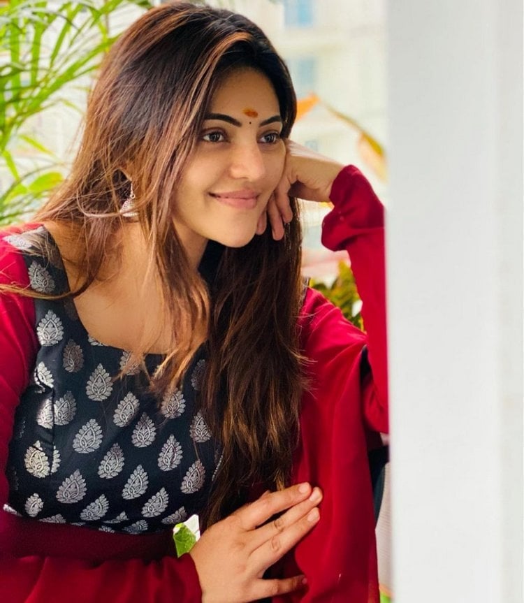 Athulya Ravi latest Photos Collection