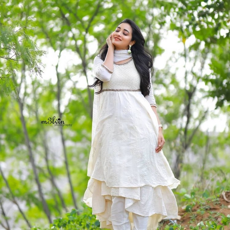 Bhanu Sri White Dress Images