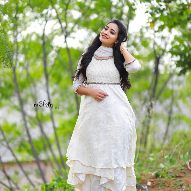 Bhanu Sri White Dress Images