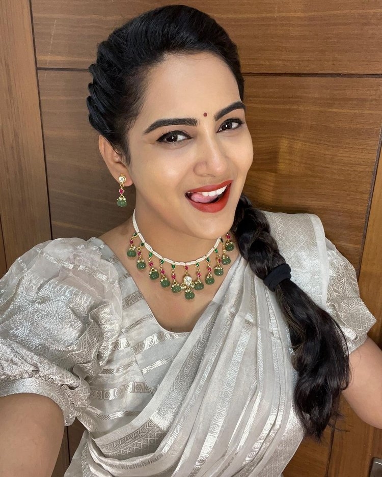 Big Boss Himaja New Images