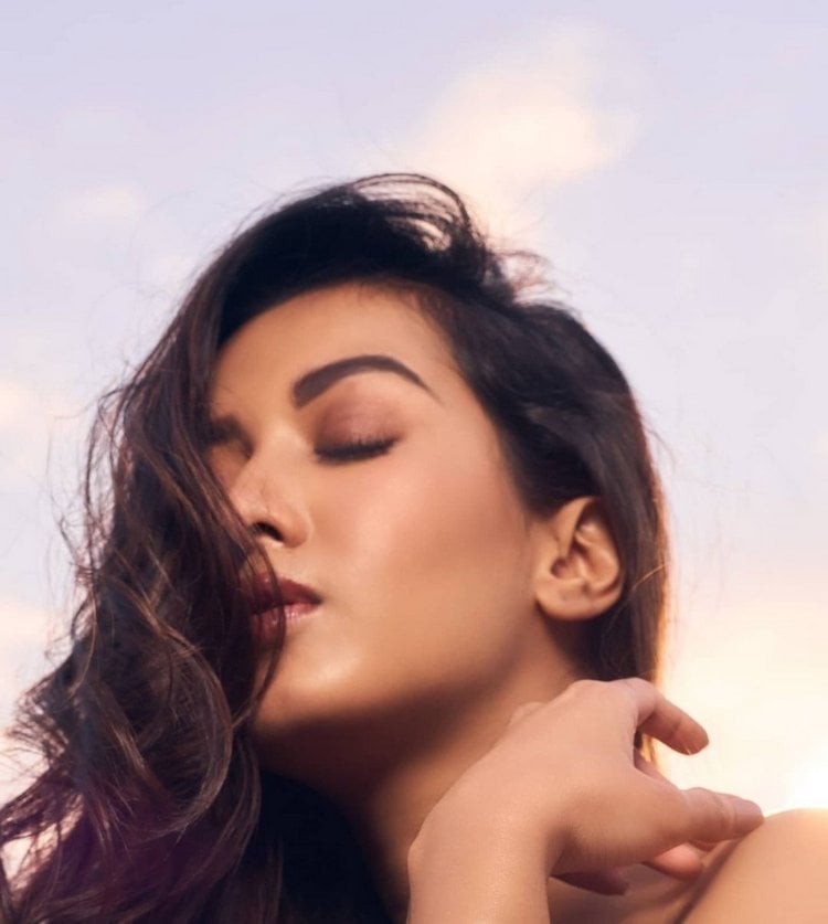 Catherine Tresa Hot Photos