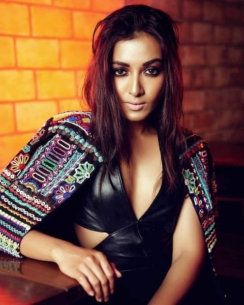 Catherine Tresa Hot Photos