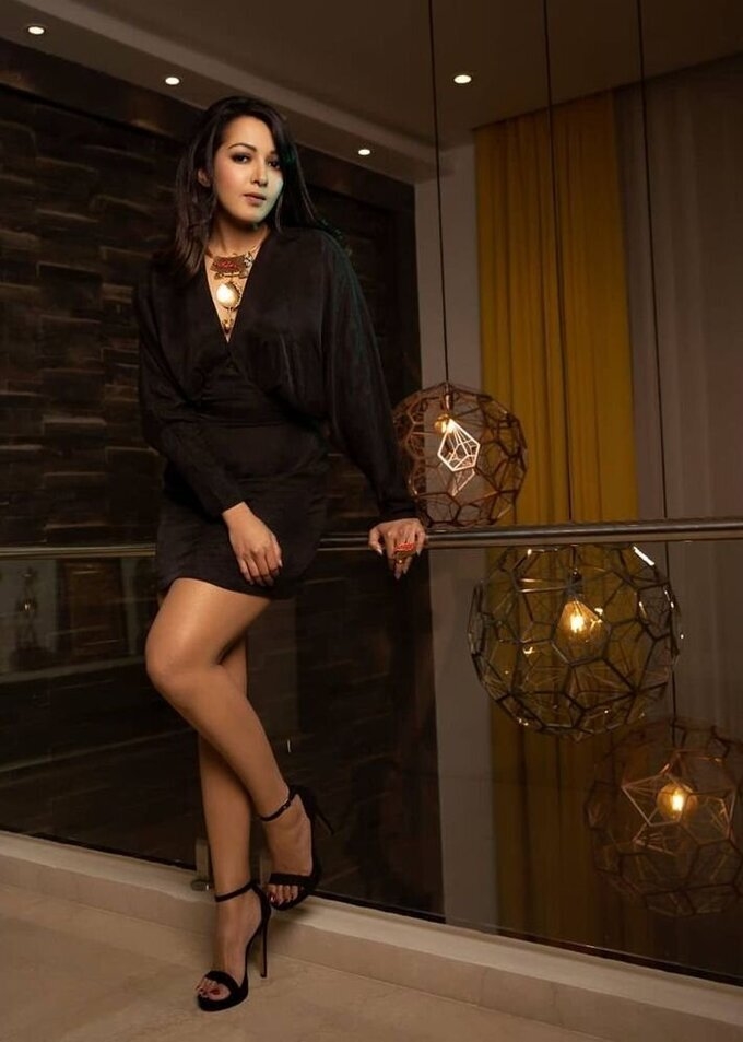 Catherine Tresa Latest Photo Collection