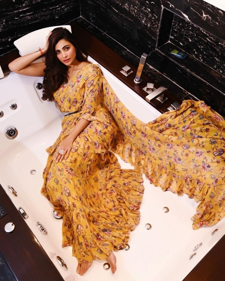 Daisy Shah Latest Photos Collection
