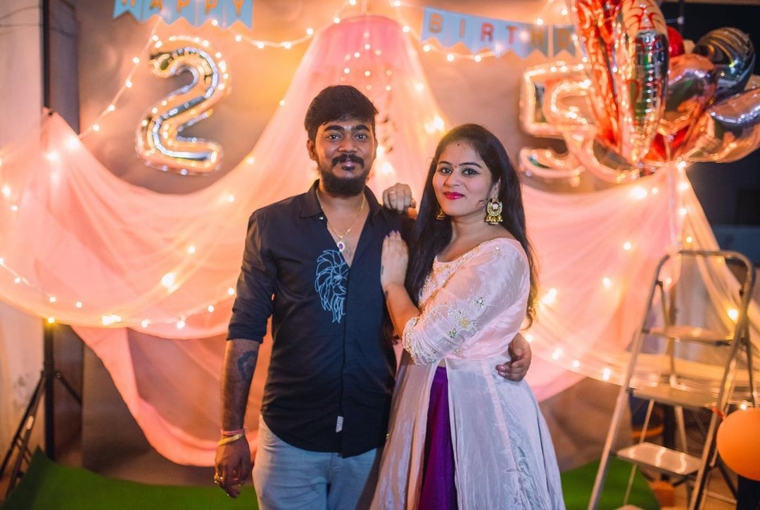 Deepthi Sunaina Latest Photos In Instagram