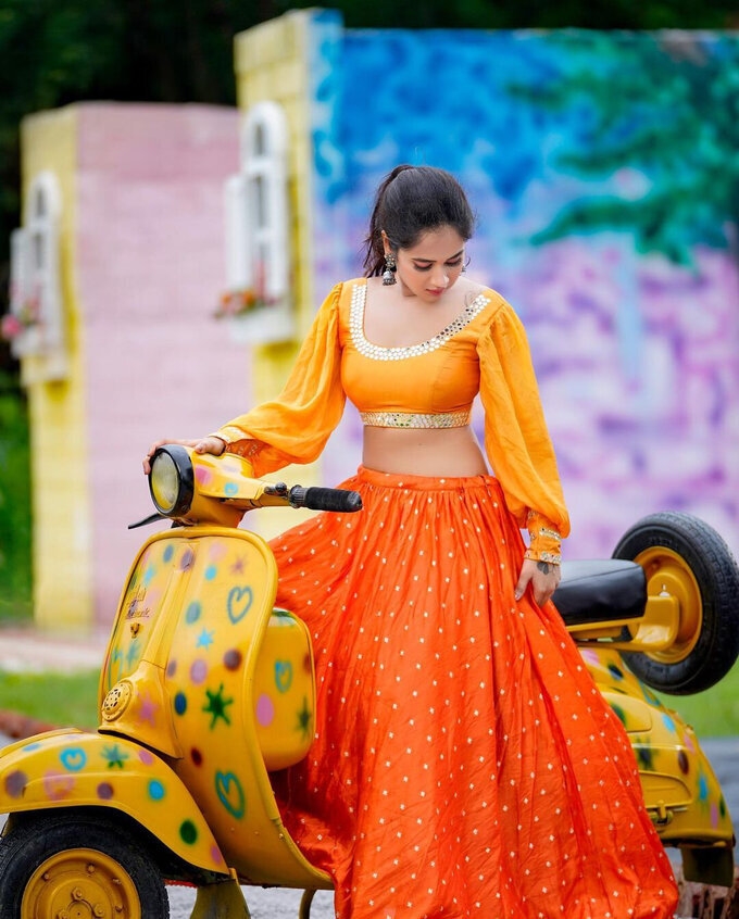 Deepthi Sunaina New Images Collection