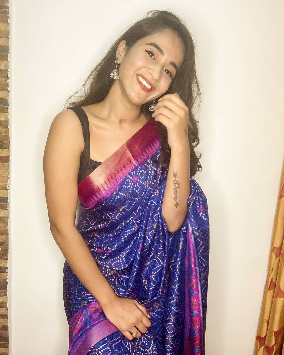 Deepthi Sunaina Super Cool Photos