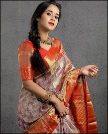 Deepthi Sunaina latest saree Photos
