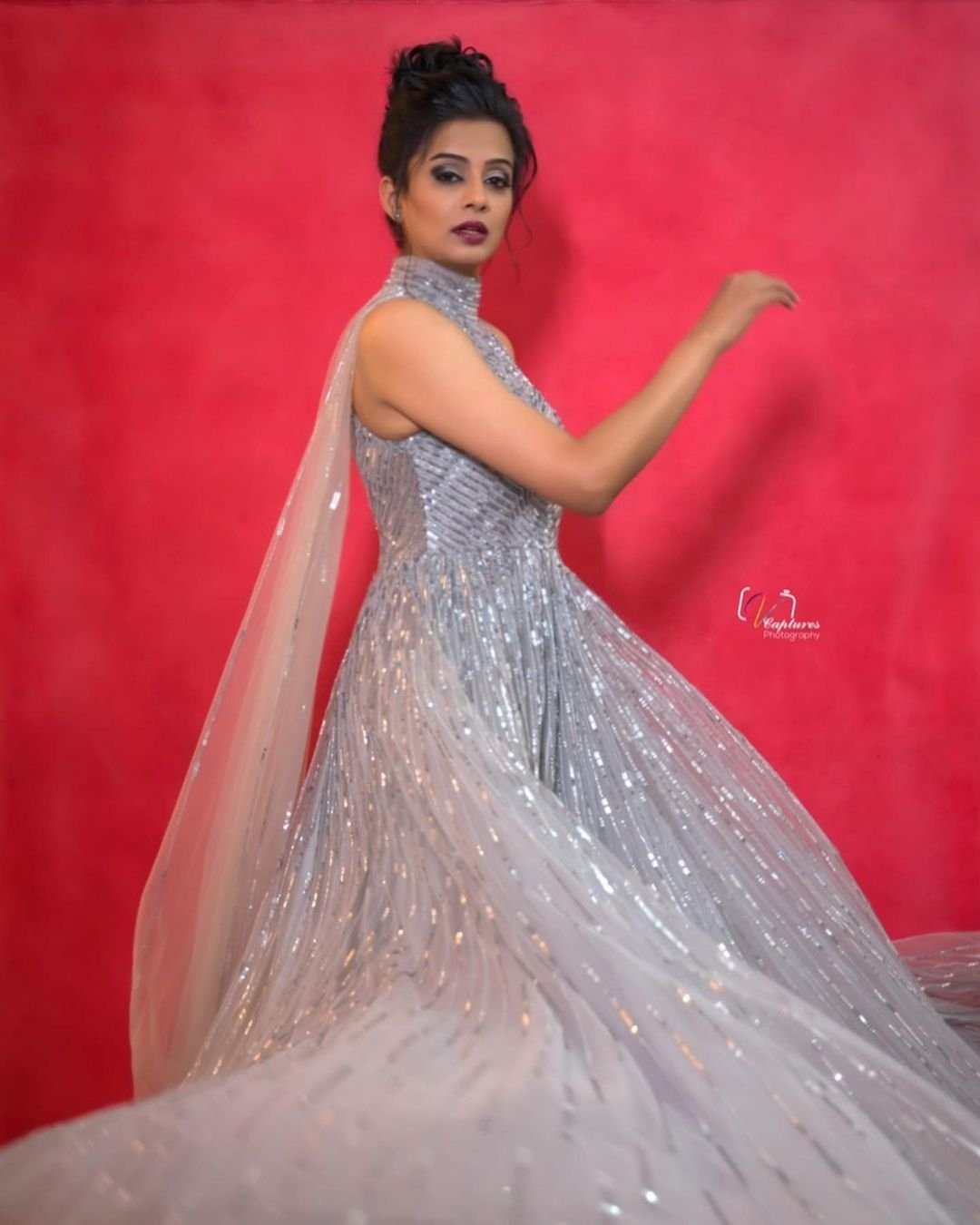 Dhee Priyamani Stunning Images