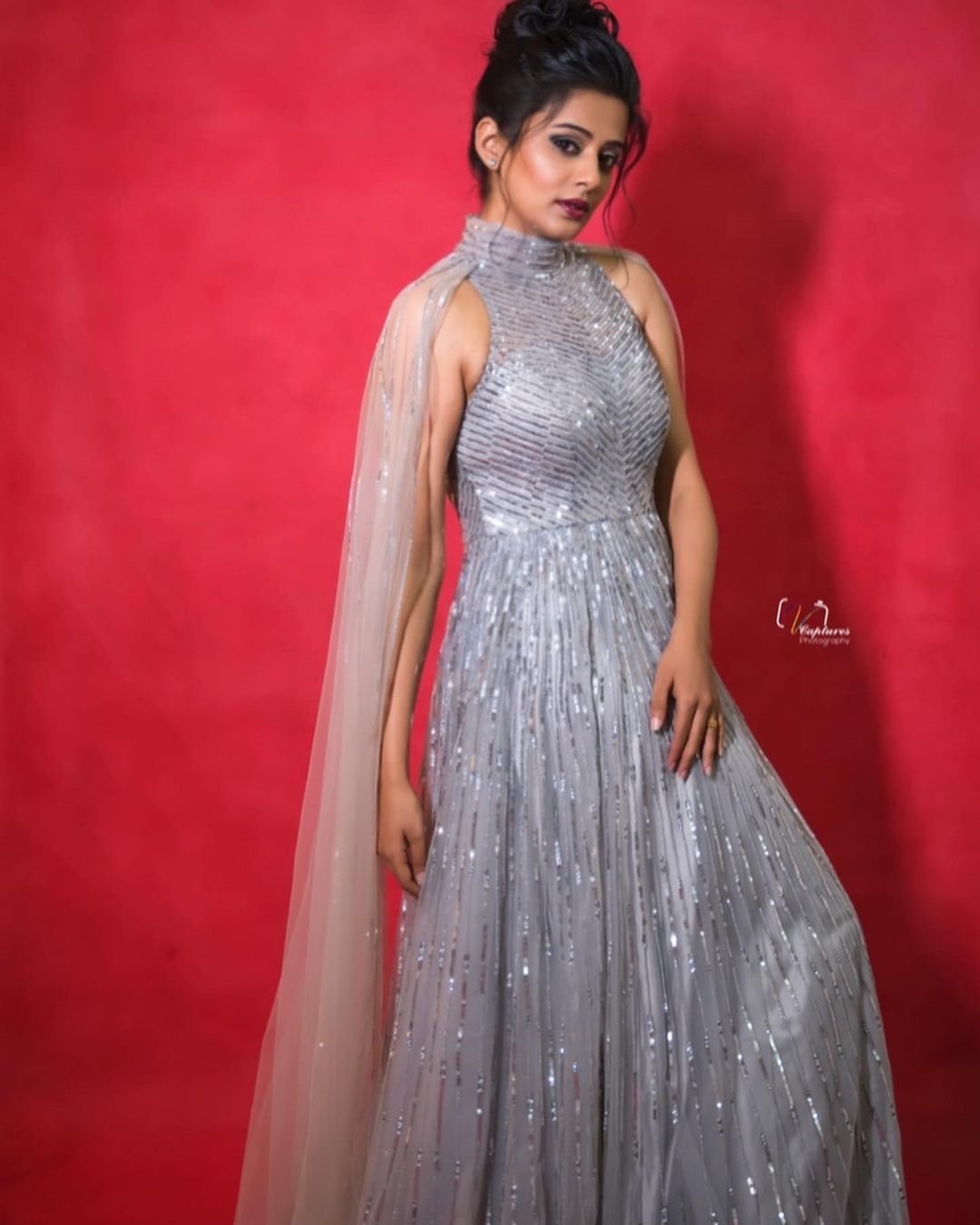 Dhee Priyamani Stunning Images