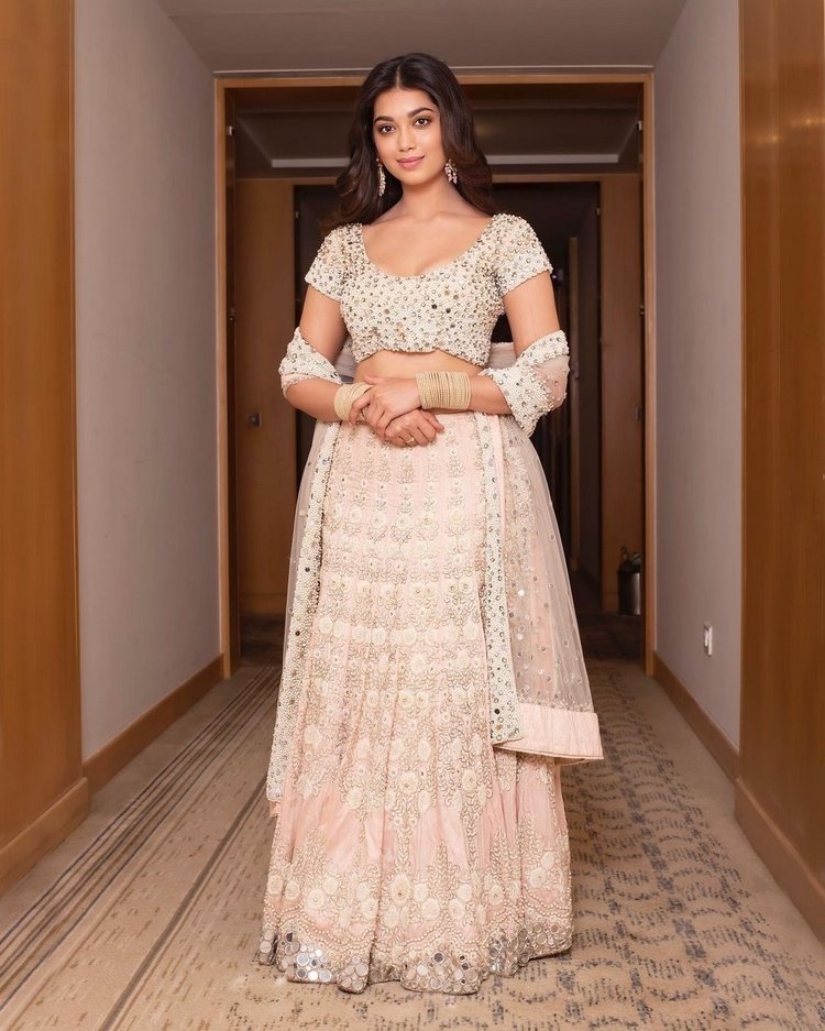 Digangana Suryavanshi New Looks Clicks