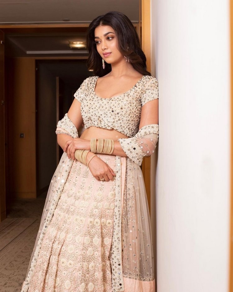 Digangana Suryavanshi New Looks Clicks