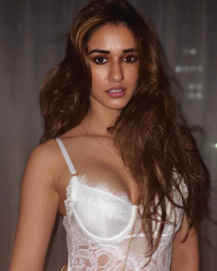 Disha Patani Hot Photos Shoot