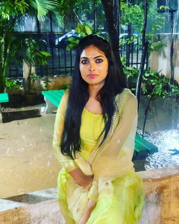 Divi Vadthya Latest Photos In Yellow Dress