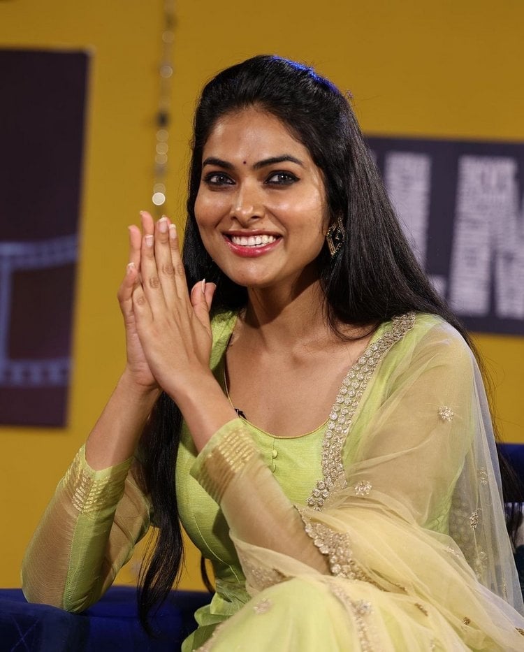 Divi Vadthya Latest Photos In Yellow Dress