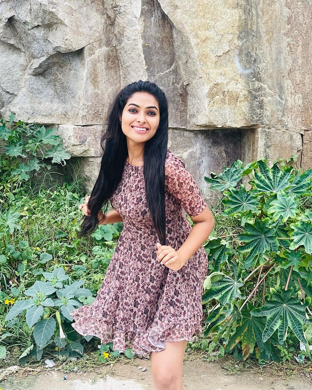 Divi Vadthya New Stills Collection