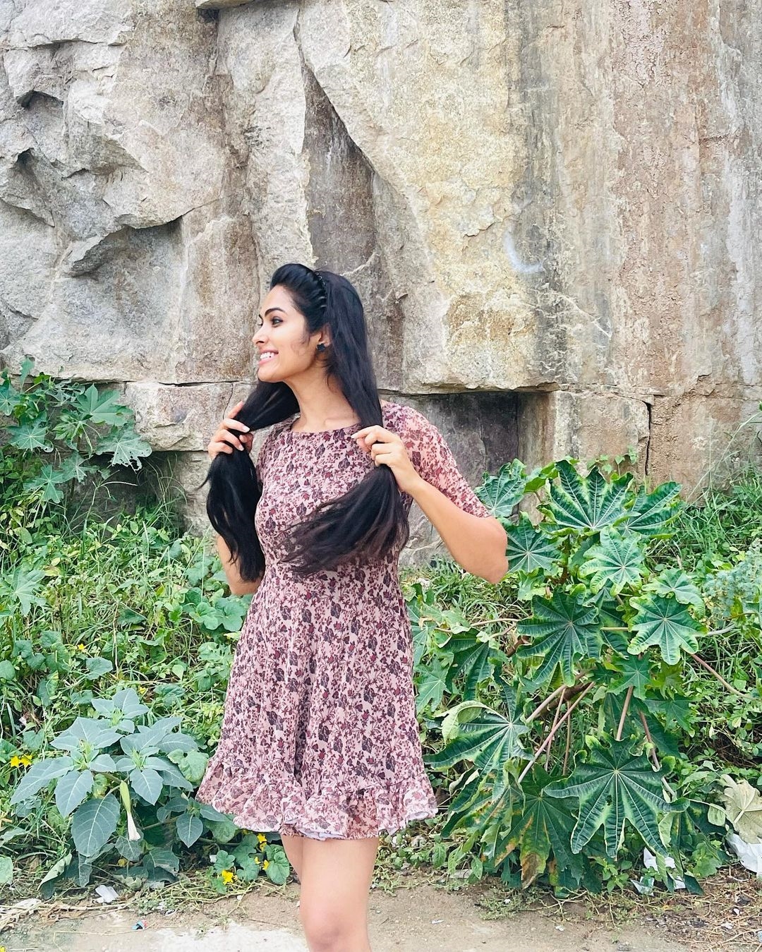 Divi Vadthya New Stills Collection