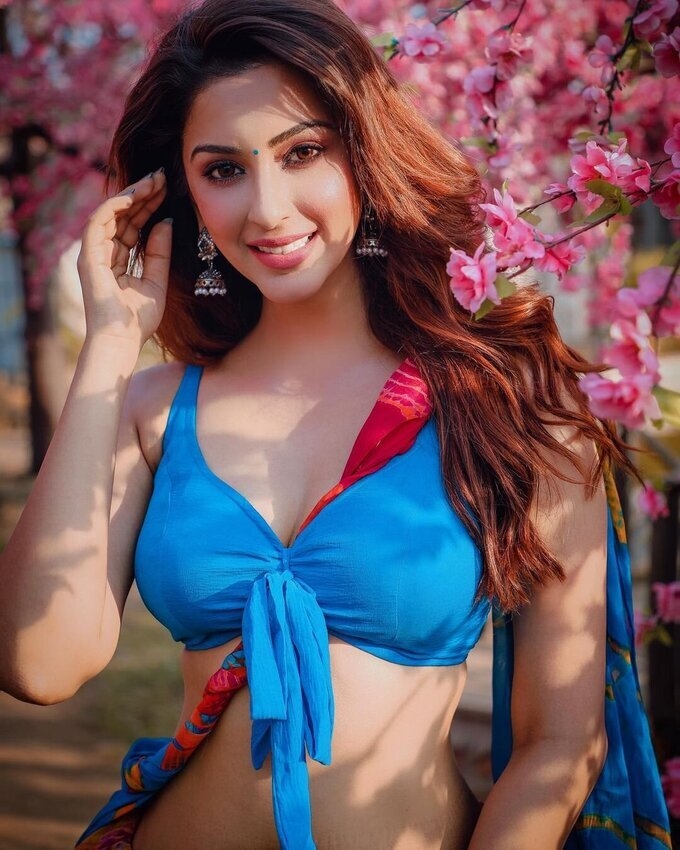 Eshanya Maheshwari New Stills