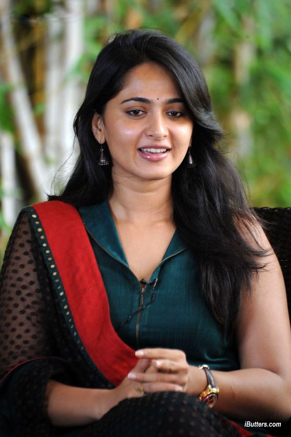 Evergreen Actress Anushka Images