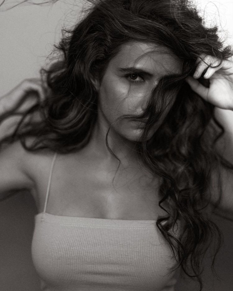 Fatima Sana Shaikh New Images Gallery