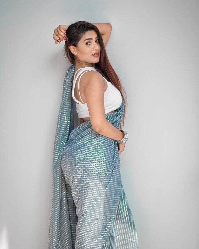 Garima Chaurasia New Images Gallery
