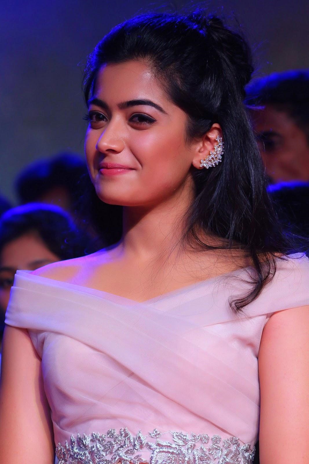 Gorgeous Actress Rashmika Mandanna Cute Photos