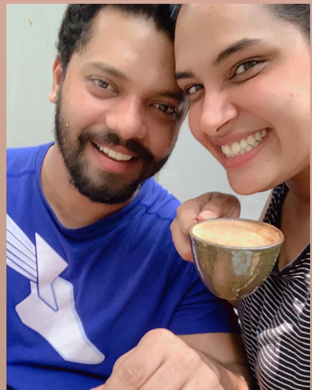 Hari Teja latest Photos With Her Husband