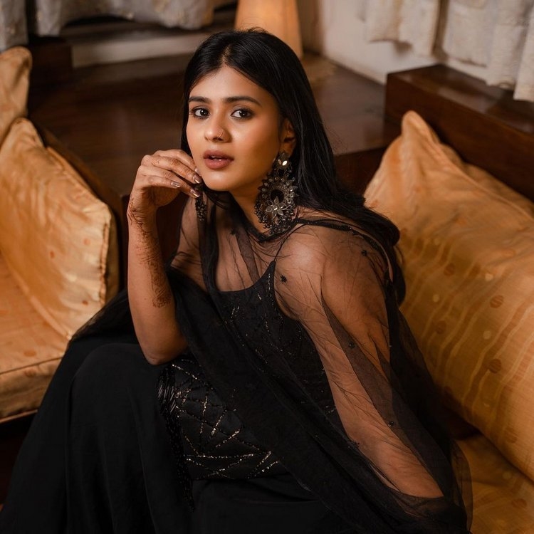 Hebah Patel Stunning Photos