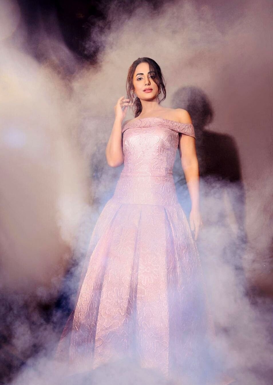 Hina Khan New Cute Images
