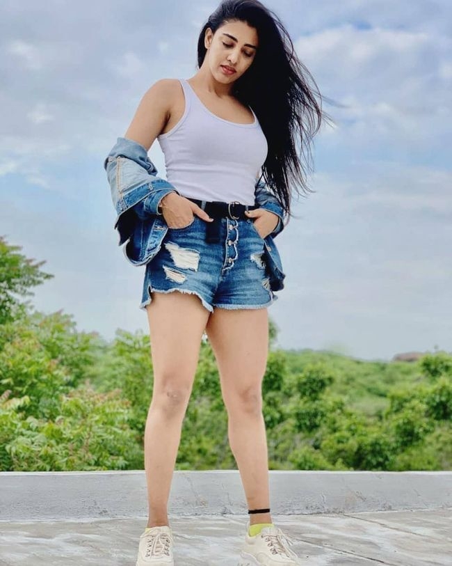 Hot Actress Daksha Nagarkar Images