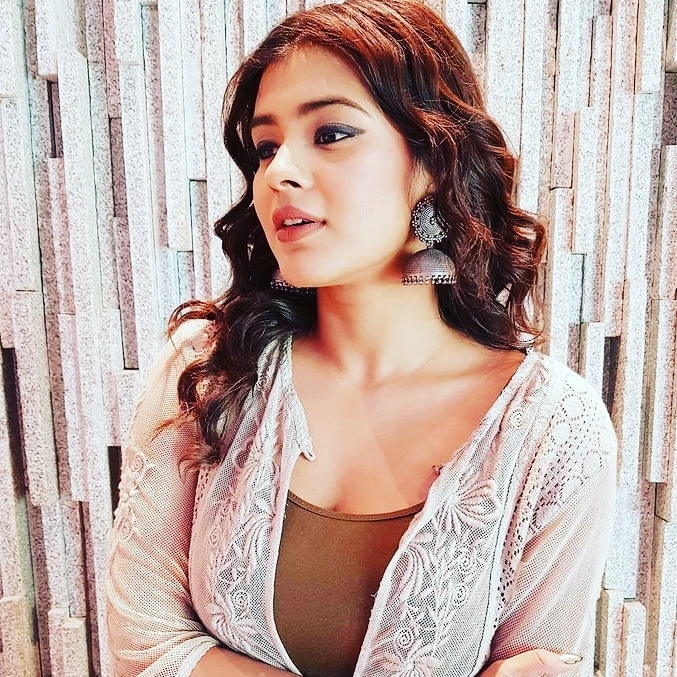 Hot Actress Hebah Patel Stunning Images