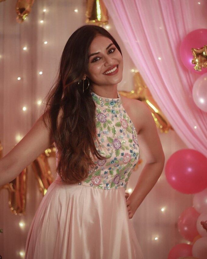 Indhuja Ravichandran New Photos