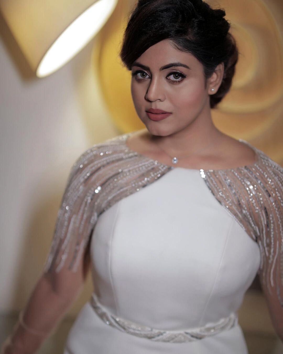 Iniya New Amazing Stills In Shoot