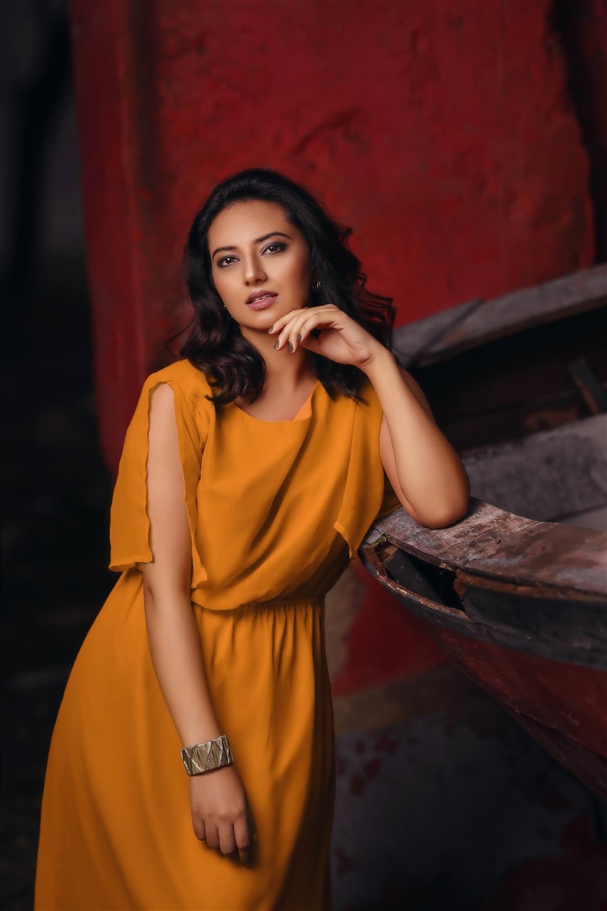 Isha Chawla latest Photos