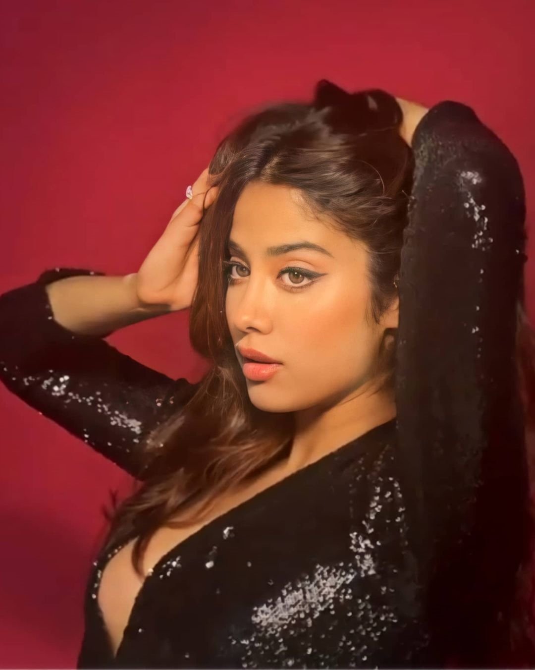 Janhvi Kapoor Hot Photos Collection