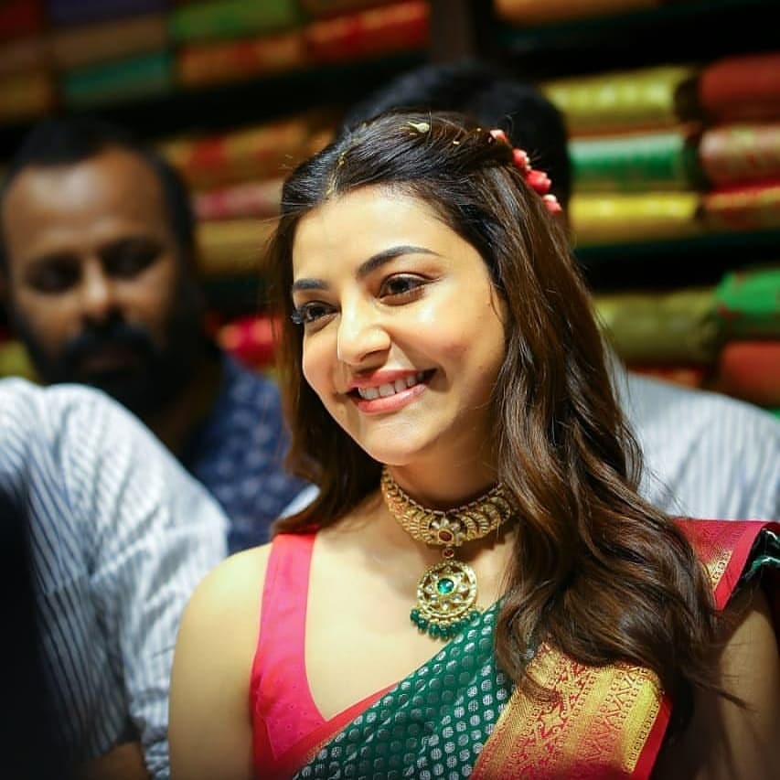 Kajal Aggarwal latest Photos In Shoping Mall Open