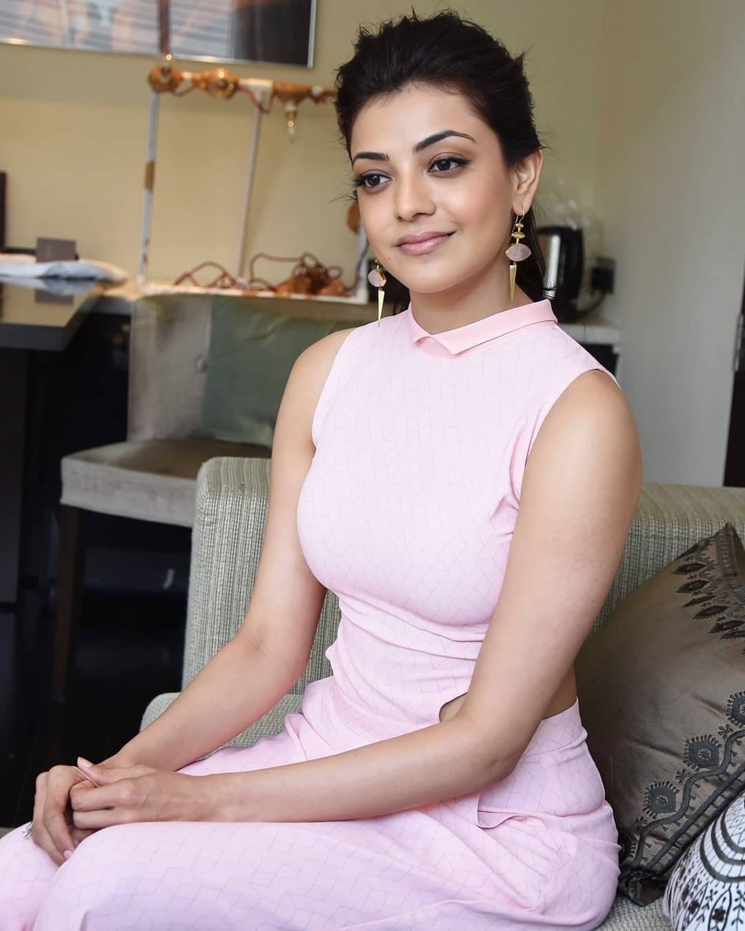 Kajal aggarwal glamoures photos