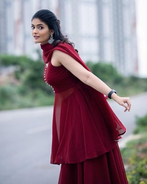 Kalpika Ganesh New Photos
