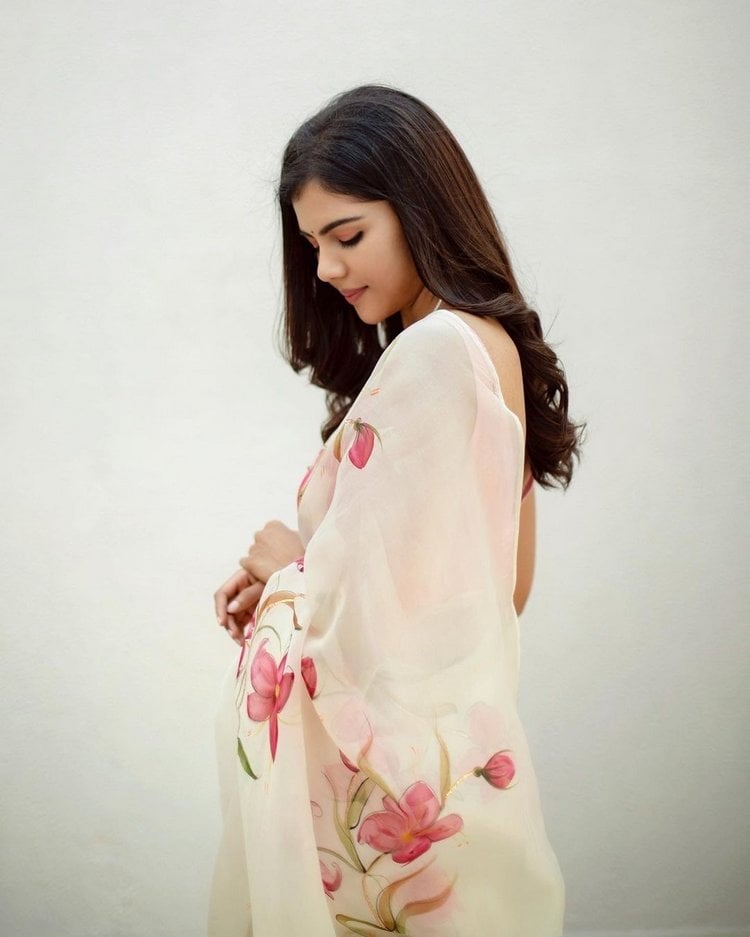 Kalyani Priyadarshan Images In Pink Saree