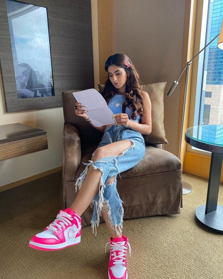 Karishma Sharma New Images Collection Gallery