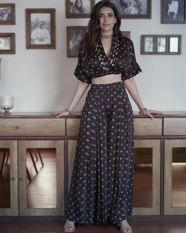 Karishma Tanna Latest Photos Collection
